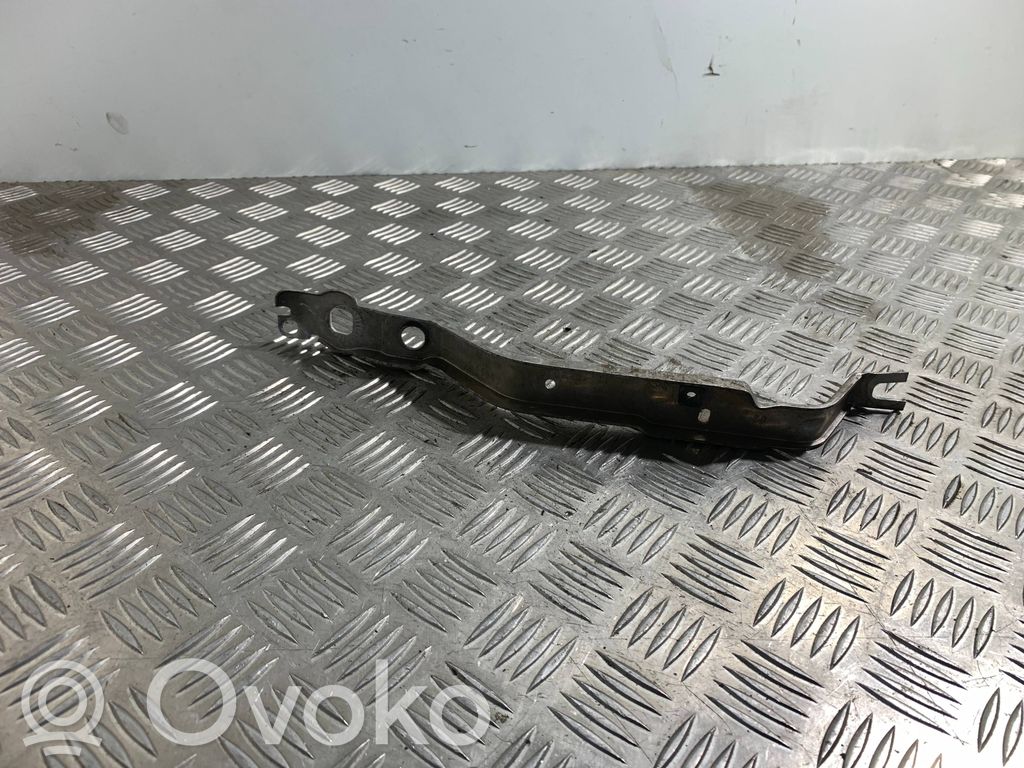 Audi A7 S7 4G Bridă fixare aripă față 