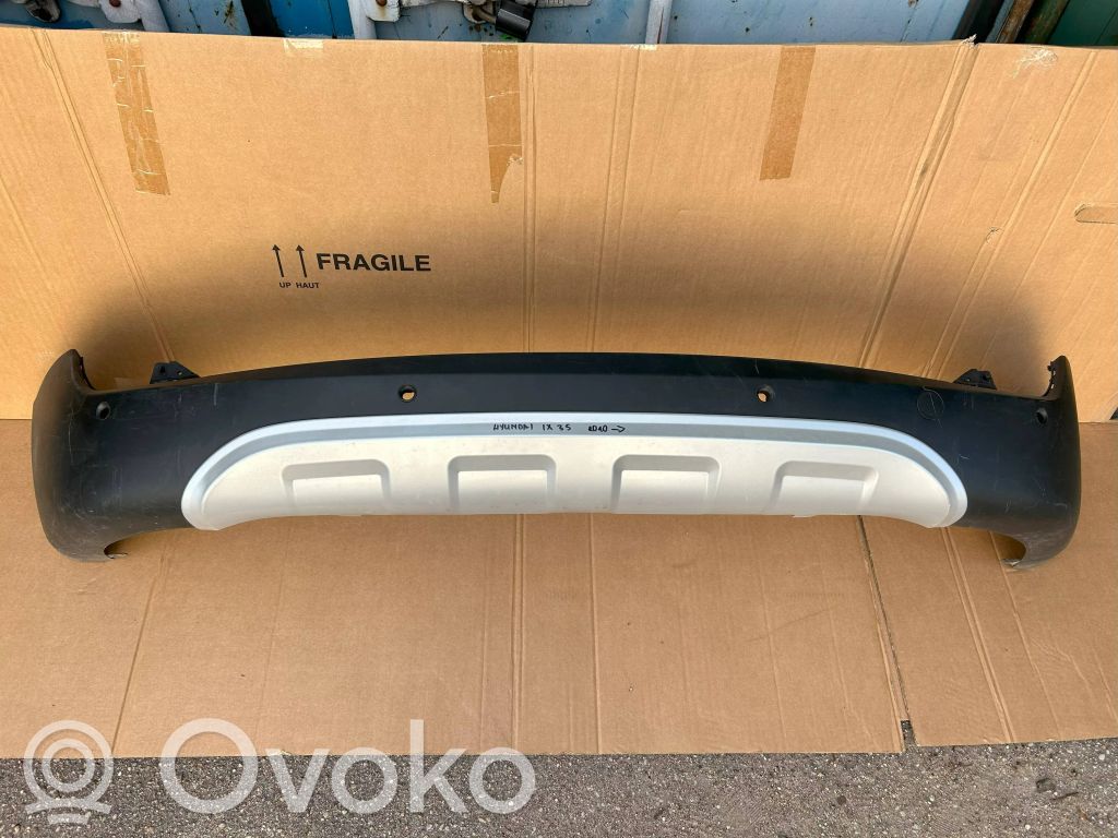 Hyundai ix35 Moldura inferior del parachoques trasero 