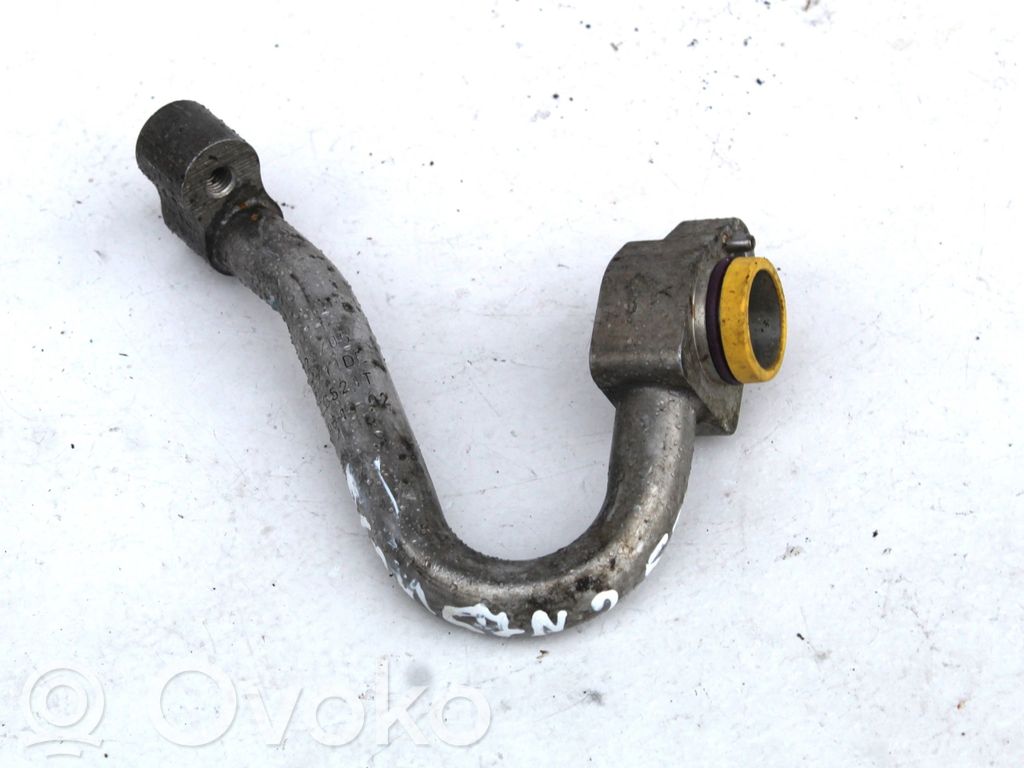 Ilmastointilaitteen putki (A/C)