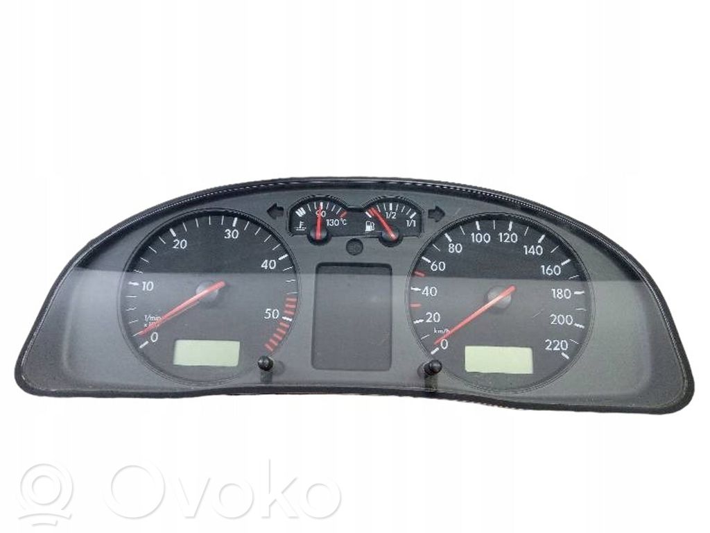 Volkswagen PASSAT B5 Speedometer (instrument cluster) 