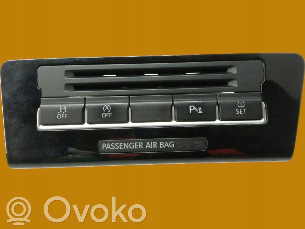 Volkswagen Sharan Central console control unit 