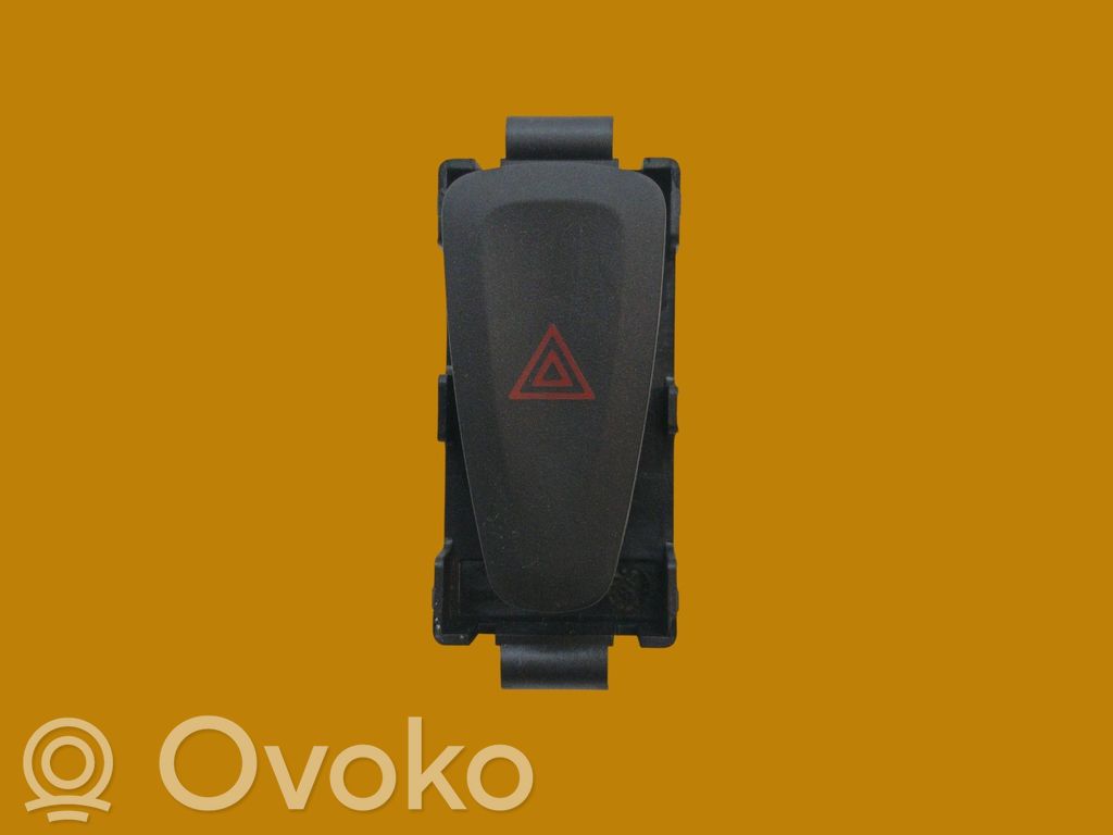 Dacia Sandero II Hazard light switch 