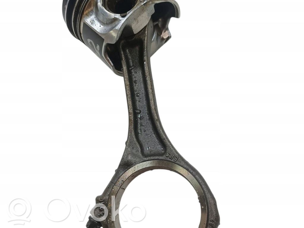 Audi A6 S6 C6 4F Piston with connecting rod 