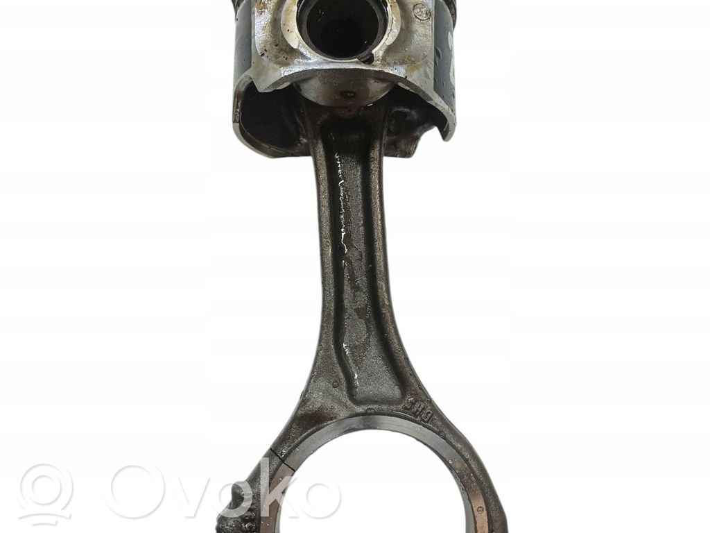 Audi A6 S6 C6 4F Piston with connecting rod 