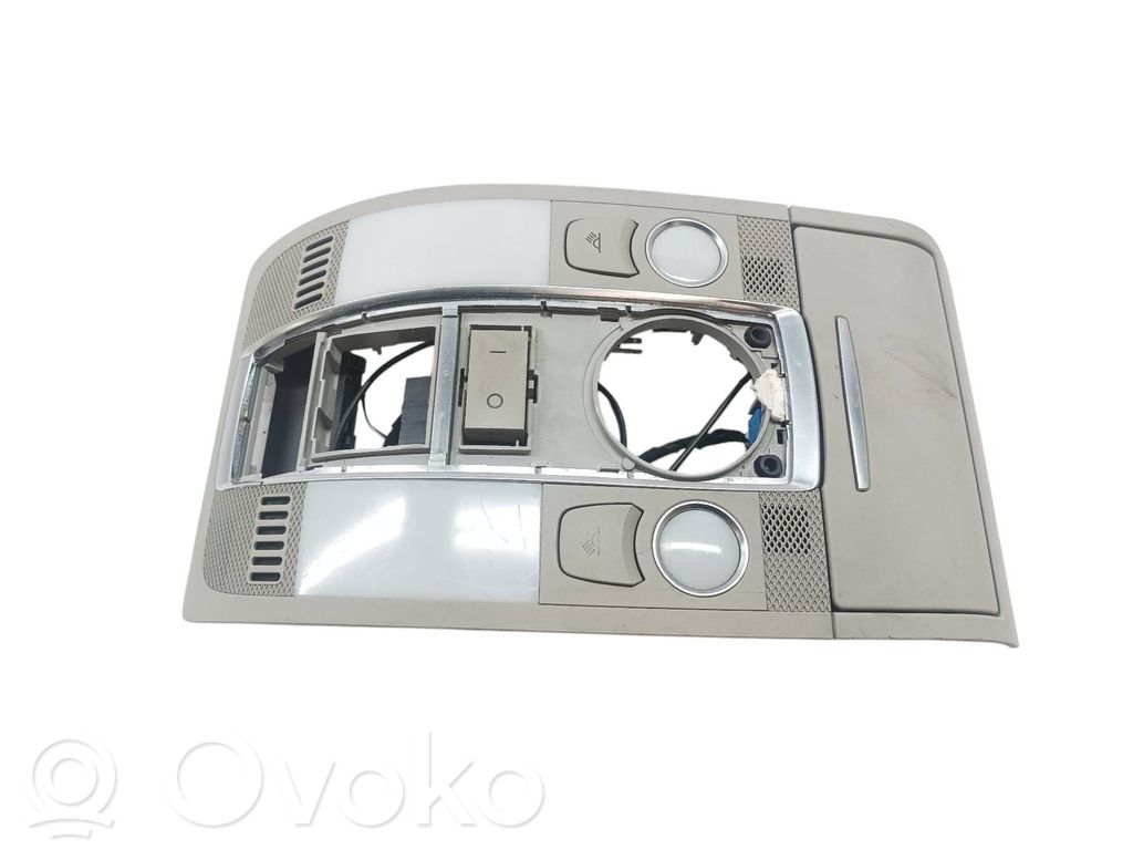 Audi Q7 4L Rear seat light 
