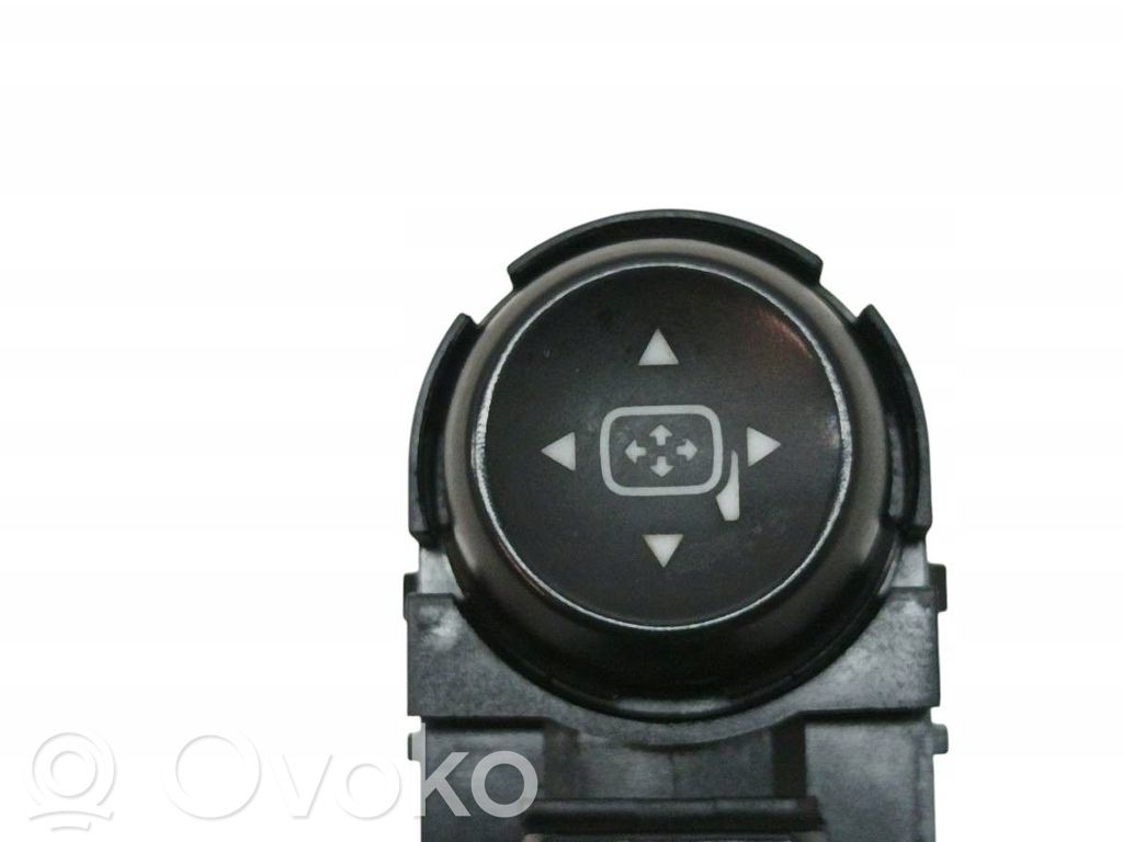 Opel Insignia A Interruptor del espejo lateral 