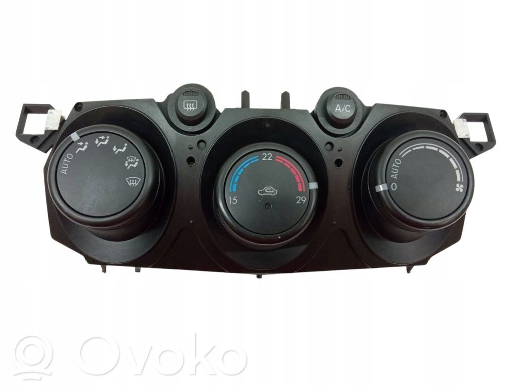 Mazda 2 Climate control unit 