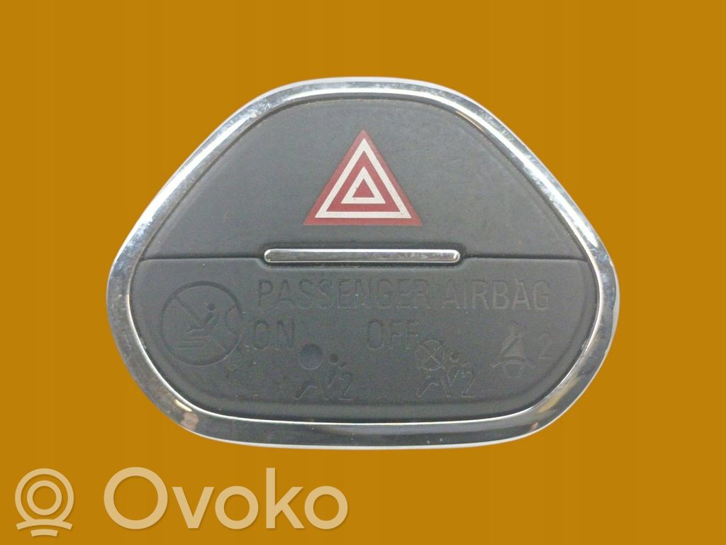 Opel Corsa E Hazard light switch 