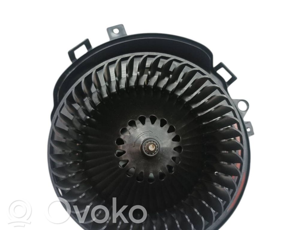 Skoda Karoq Lämmittimen puhallin 