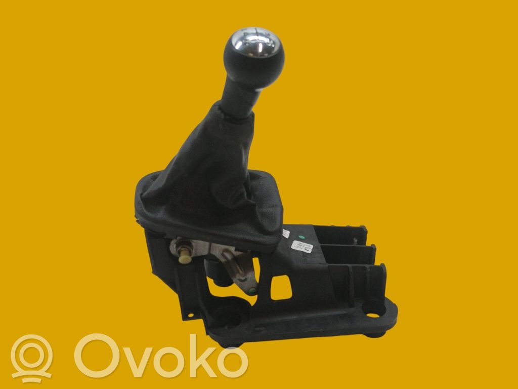 Citroen C3 Gear shifter/selector 