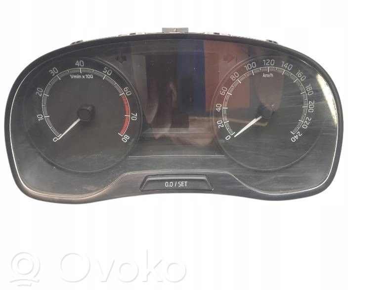 Skoda Fabia Mk3 (NJ) Geschwindigkeitsmesser Cockpit 