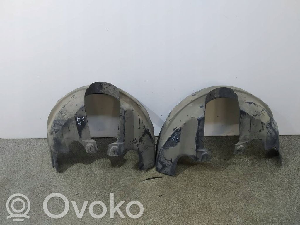 Volvo C30 Nadkole przednie 