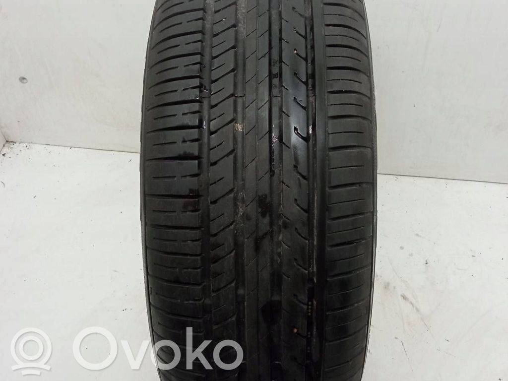 Volkswagen PASSAT B5 R15 summer tire 