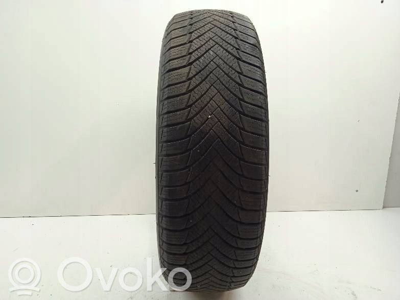 Volkswagen PASSAT B5 Pneumatico invernale R15 