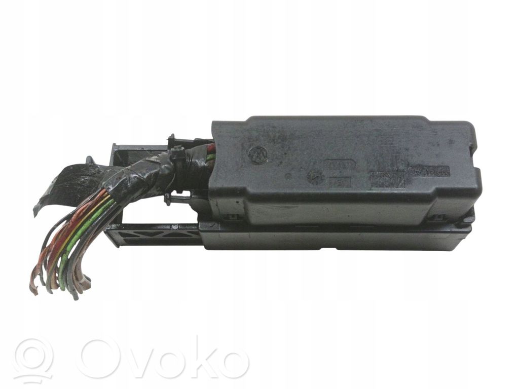 Skoda Superb B6 (3T) Enchufe del conector del módulo ABS 