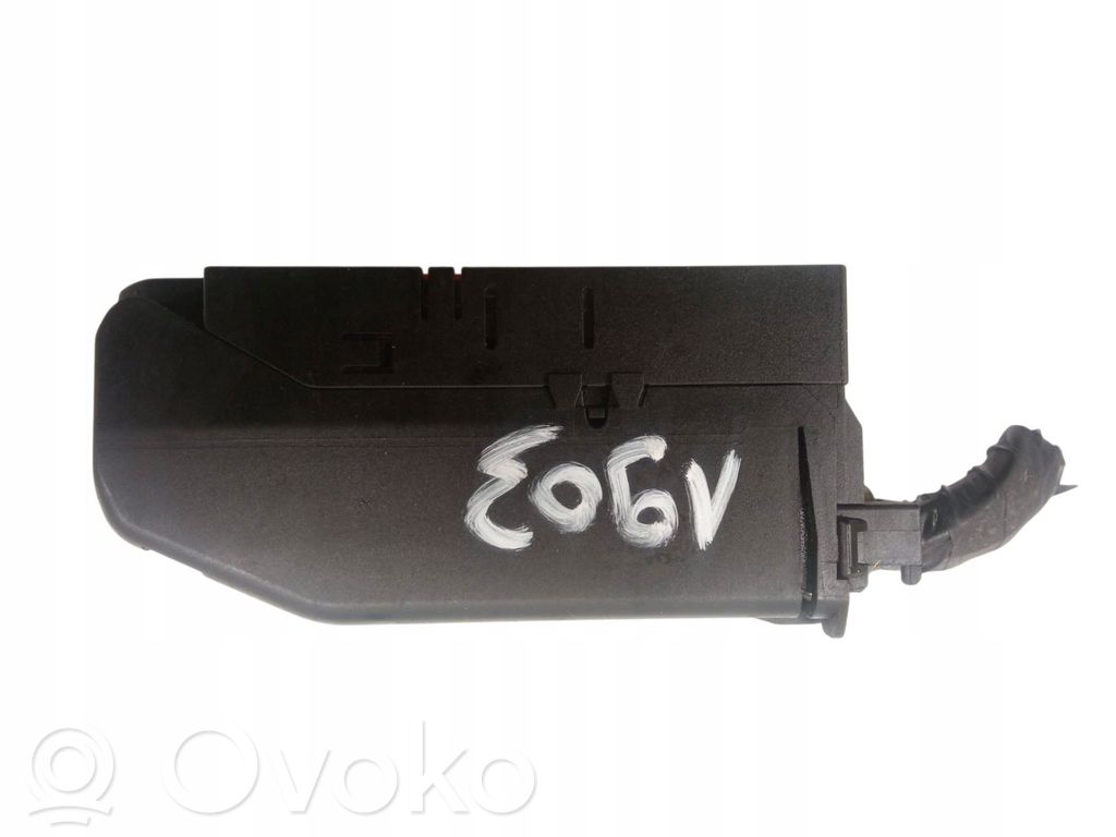 Mazda 2 ABS module connector plug 
