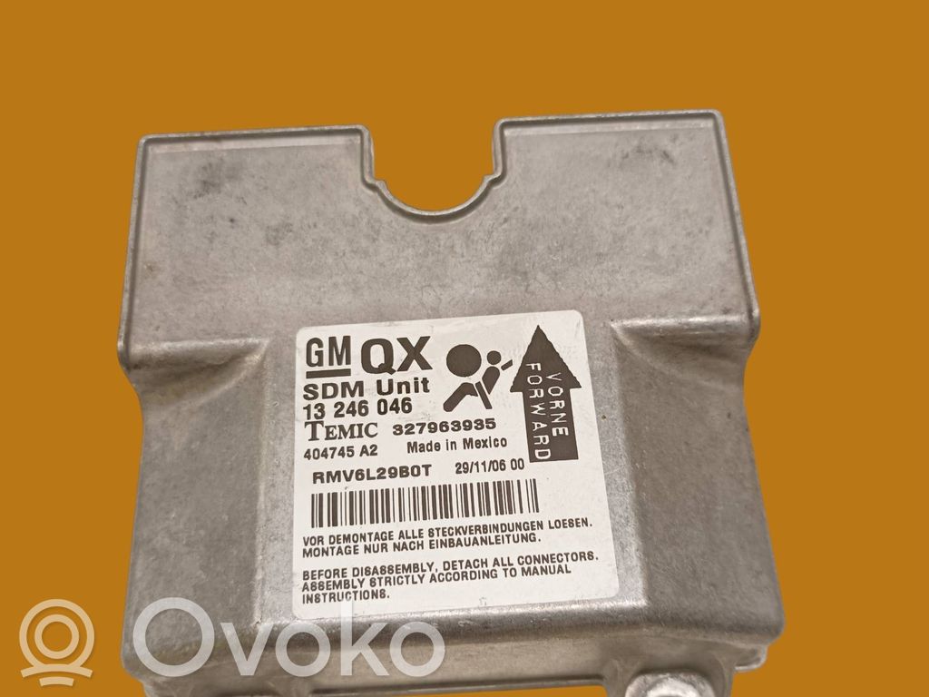 Opel Zafira B Unitate/modul de comandă airbaguri 