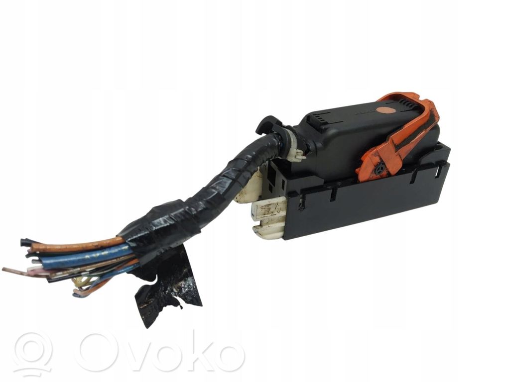 Mitsubishi Lancer VIII Enchufe del conector del módulo ABS 