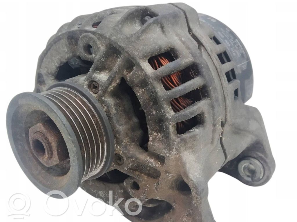 Volkswagen PASSAT B5 Ģenerators 