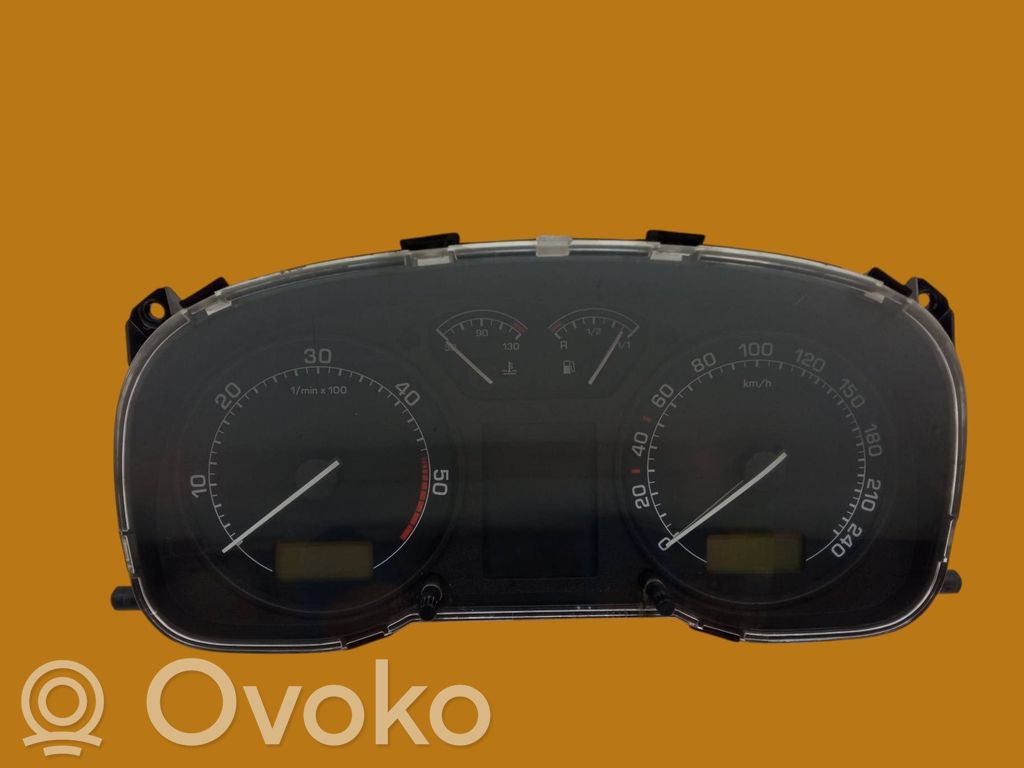 Skoda Octavia Mk2 (1Z) Geschwindigkeitsmesser Cockpit 