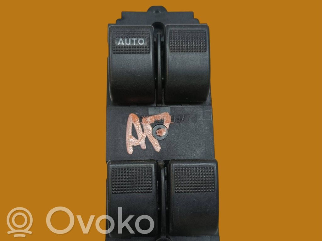 Mazda 2 Quarter vent window switch 