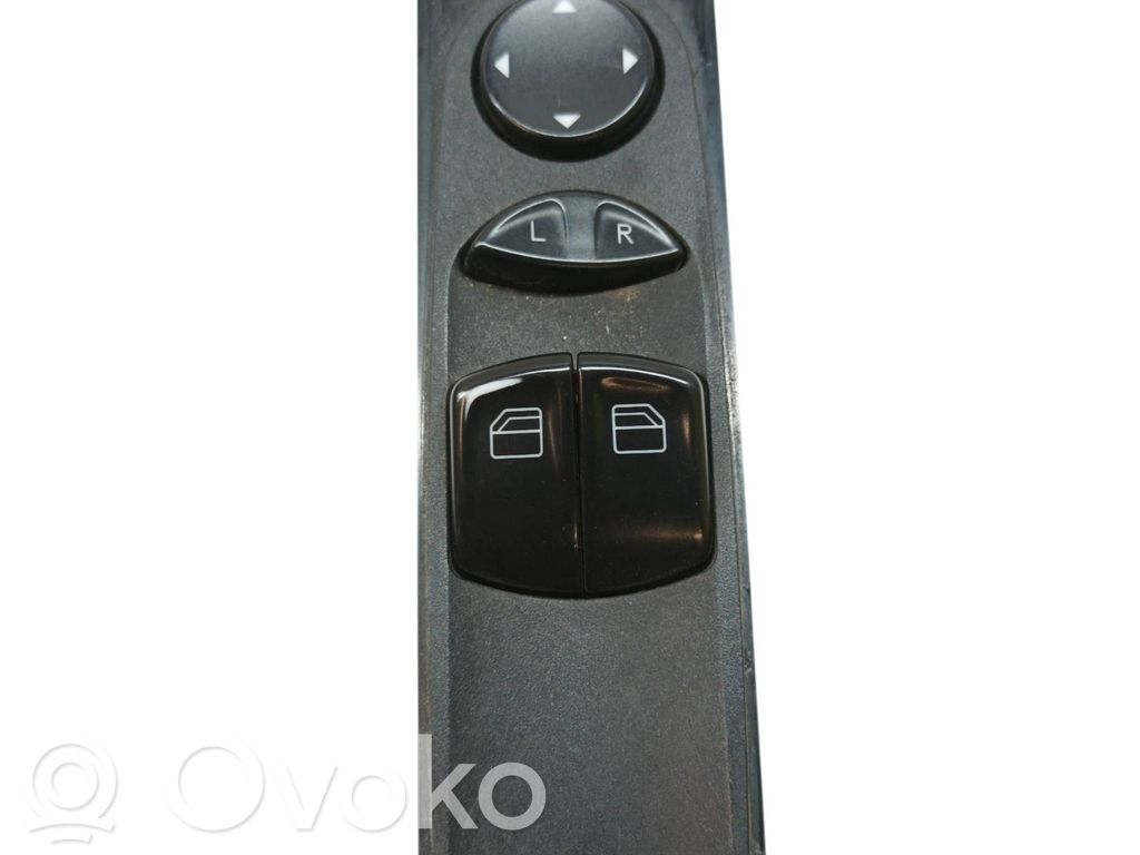 Volkswagen Crafter Przełącznik / Przycisk otwierania szyb 