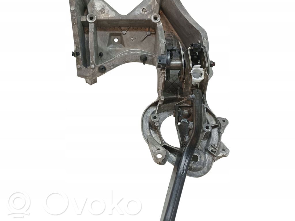 Volvo V60 Pedał hamulca 