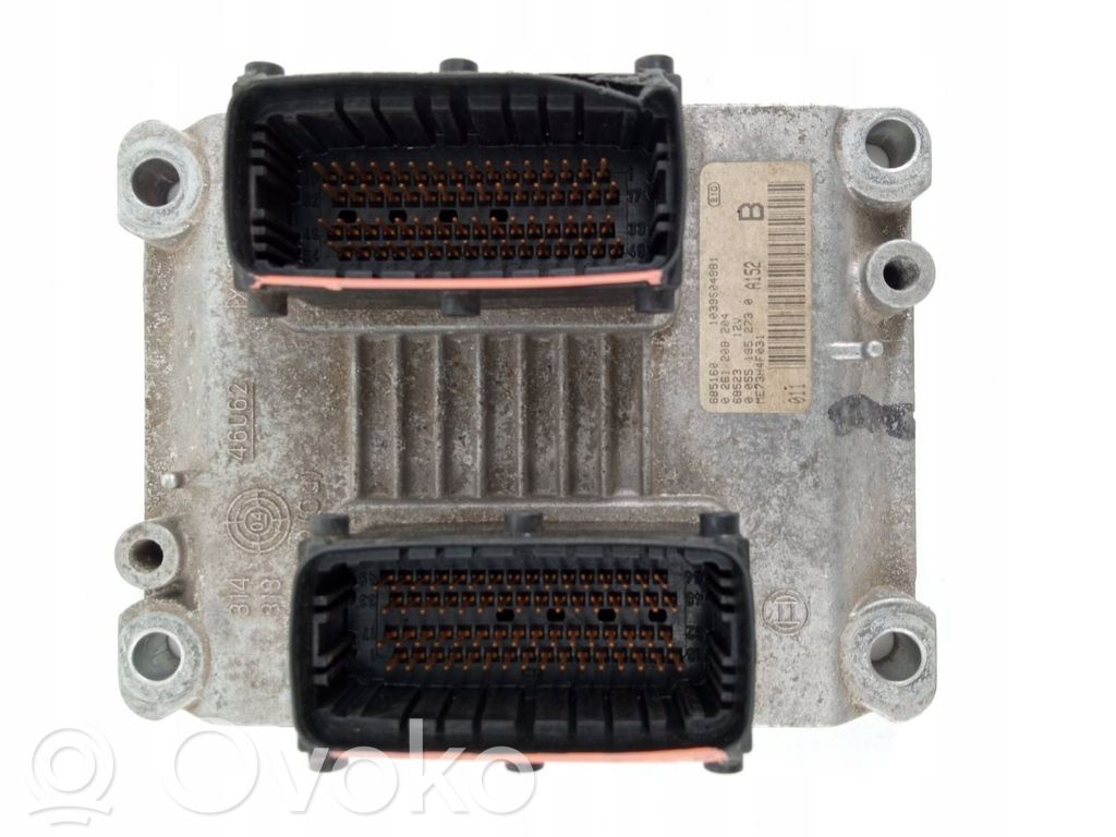 Engine control unit/module   0261208204,95KM