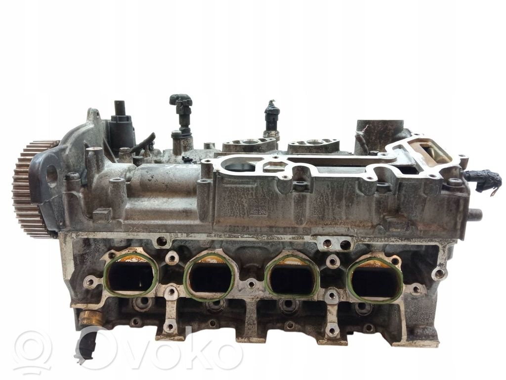 Skoda Kamiq Engine head 