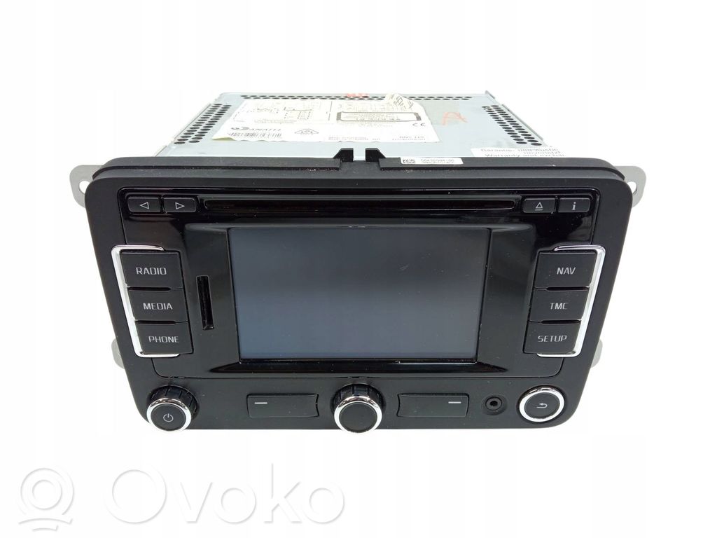 Skoda Superb B8 (3V) Panel / Radioodtwarzacz CD/DVD/GPS 