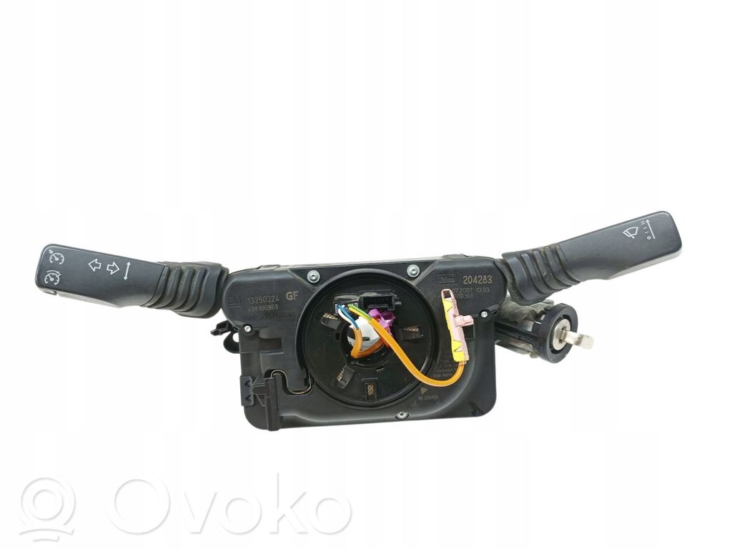Opel Zafira B Interruptor/palanca de limpiador de luz de giro 
