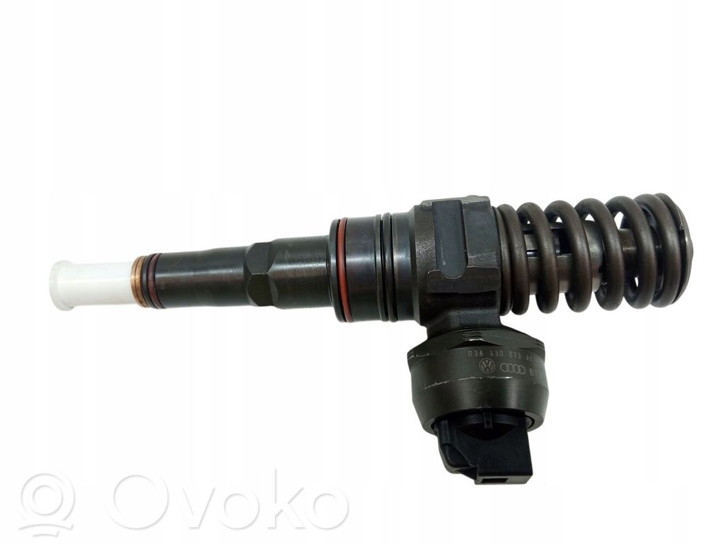 Inyector de combustible   038130073AK,TDI