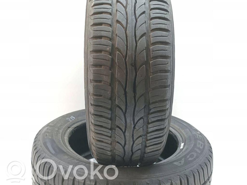 Neumático de verano R15