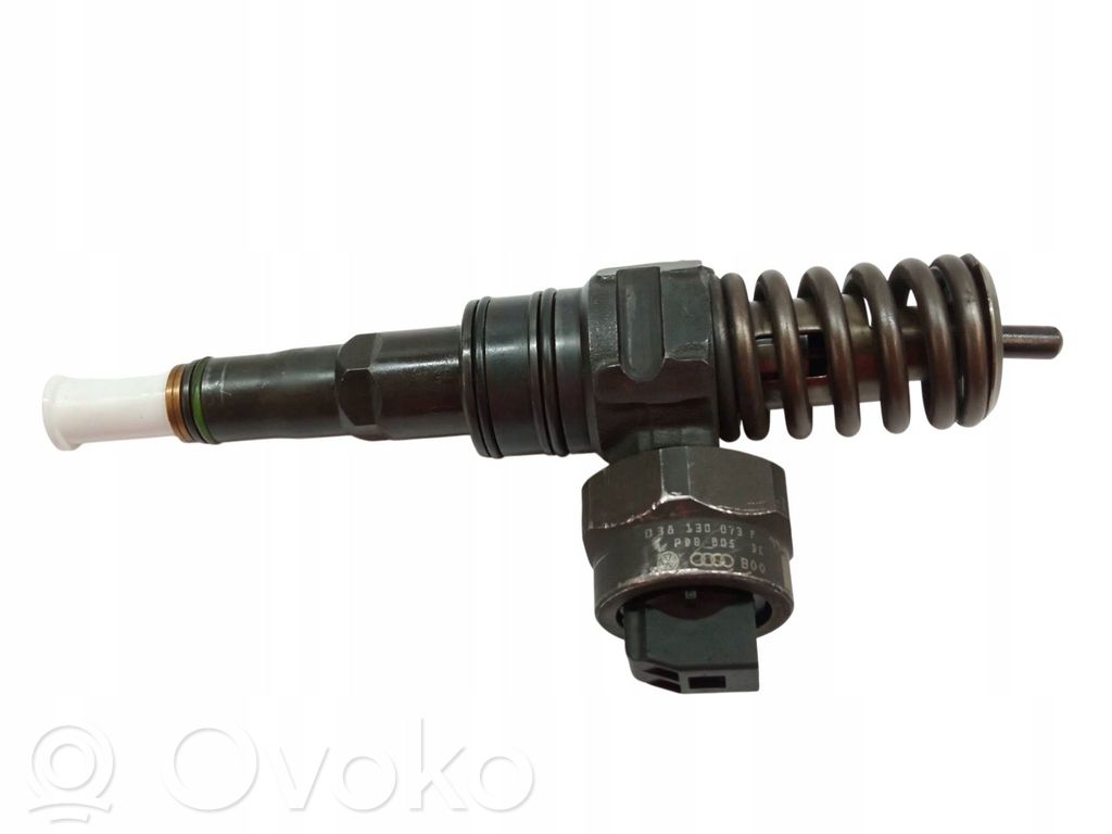 Audi A6 S6 C5 4B Injector combustibil 