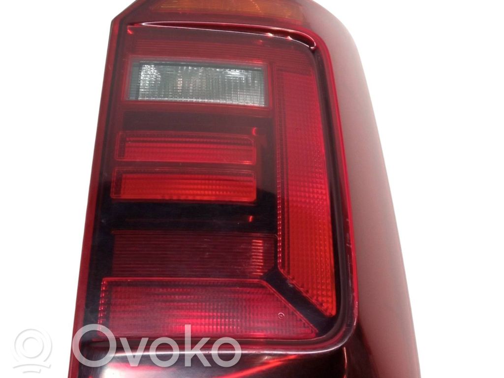 Volkswagen Caddy Luci posteriori 