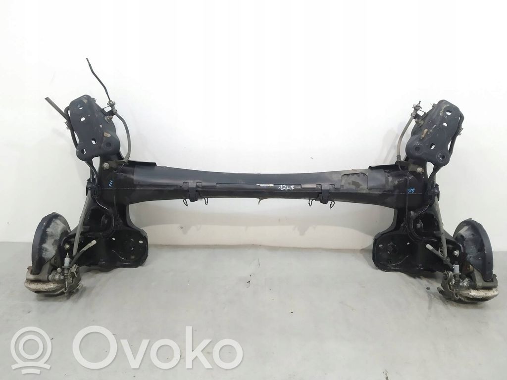 Opel Corsa F Belka osi tylnej