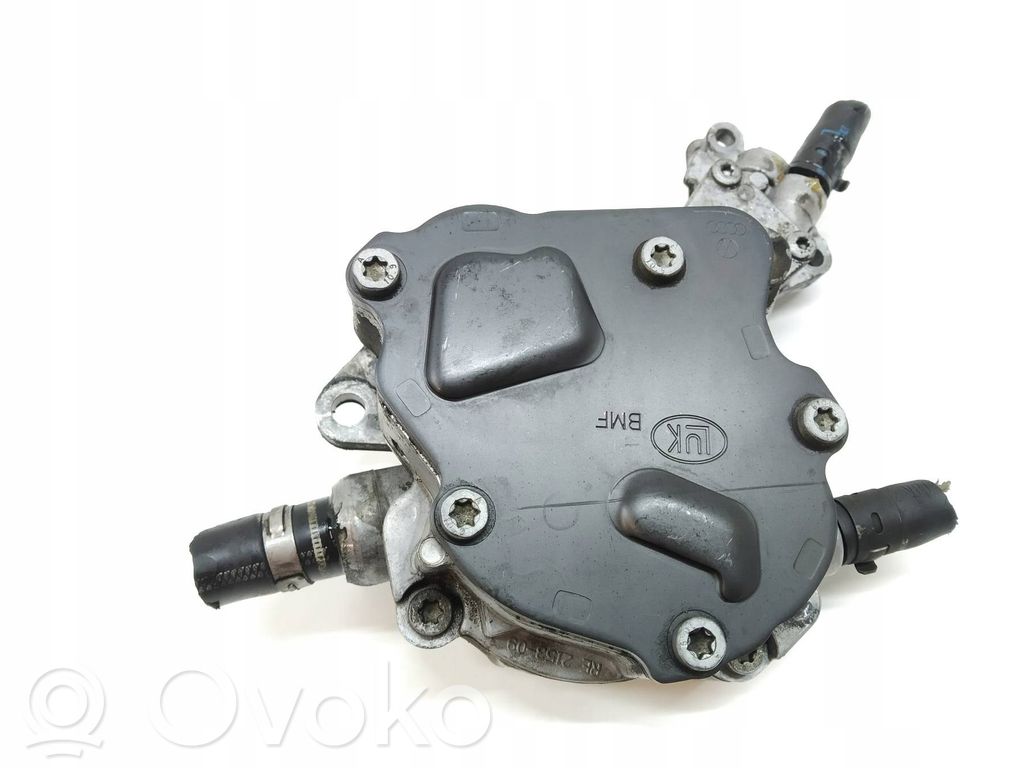 Audi A4 S4 B6 8E 8H Vakuumo pompa