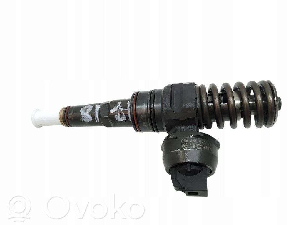 Audi A4 S4 B6 8E 8H Fuel injector 