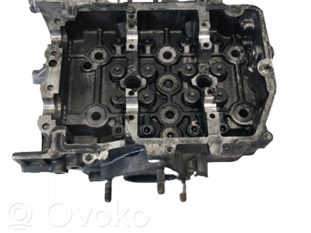 Engine head   T20DLH