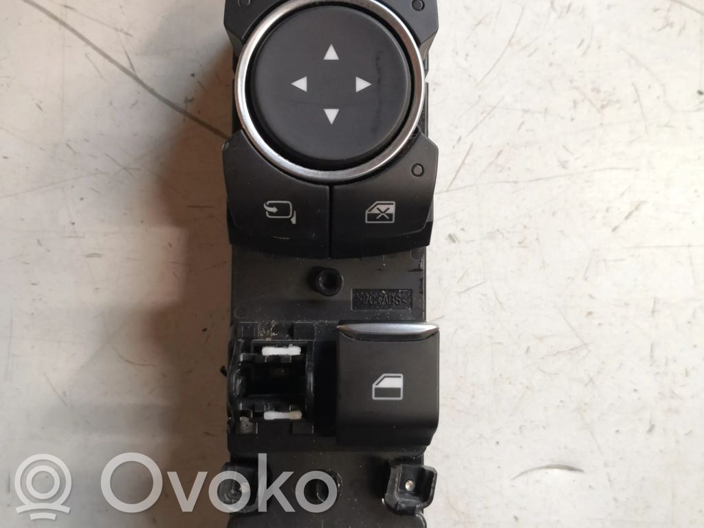 Ford Fiesta Electric window control switch 