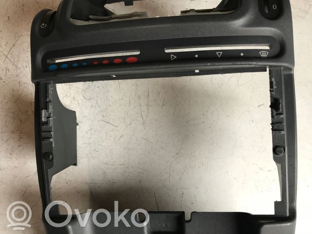 Smart ForTwo I MC01 Element deski rozdzielczej / środek 