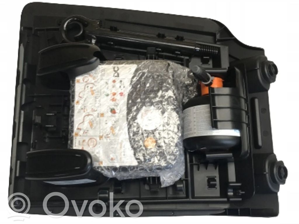 Smart ForFour II W453 Set di attrezzi 