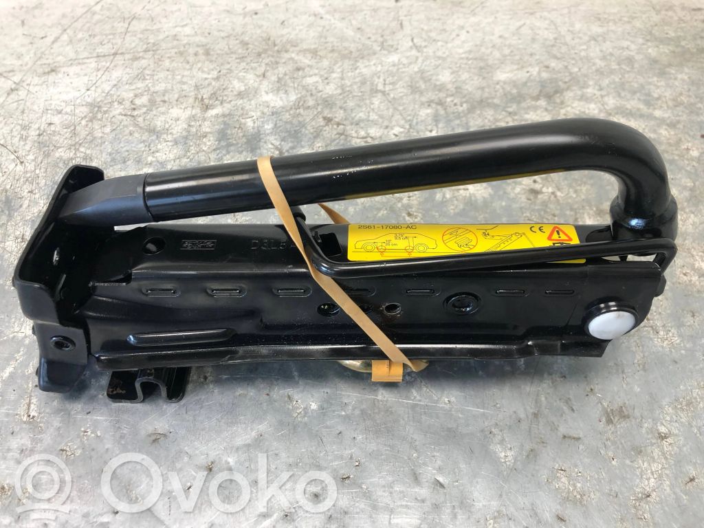 Tool set   2S6117080AC