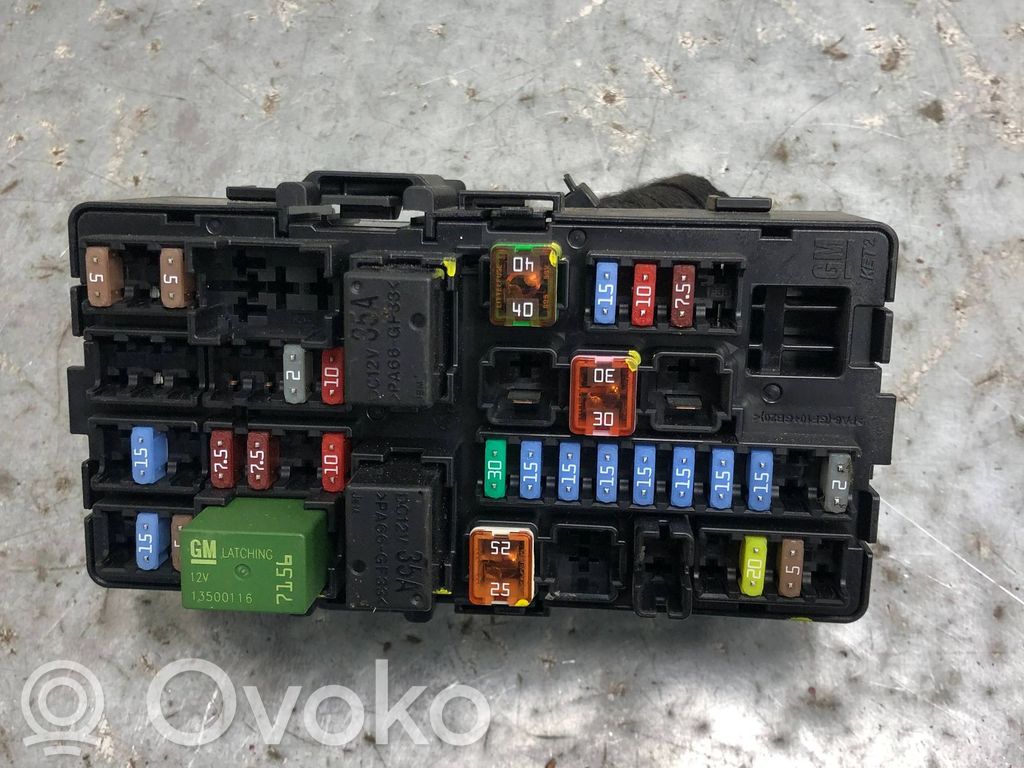 Opel Karl Módulo de fusible 