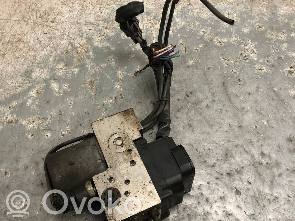 Nissan Primera Bomba de ABS 