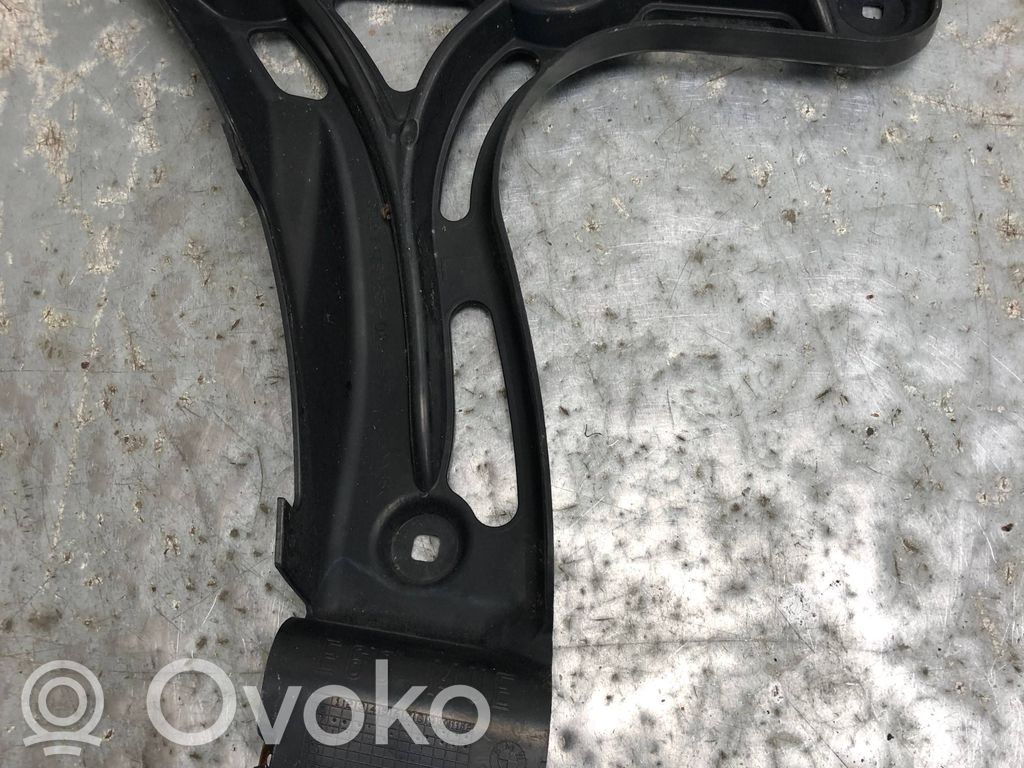 Rear bumper mounting bracket   7178185