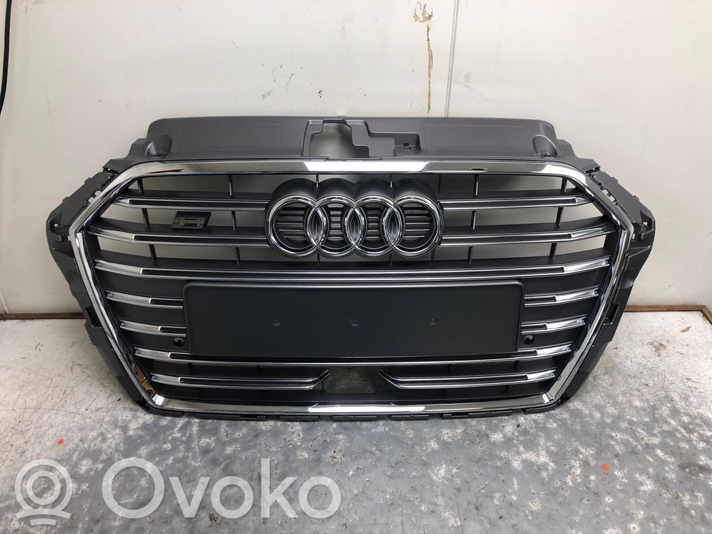 Audi A3 S3 8V Etusäleikkö 