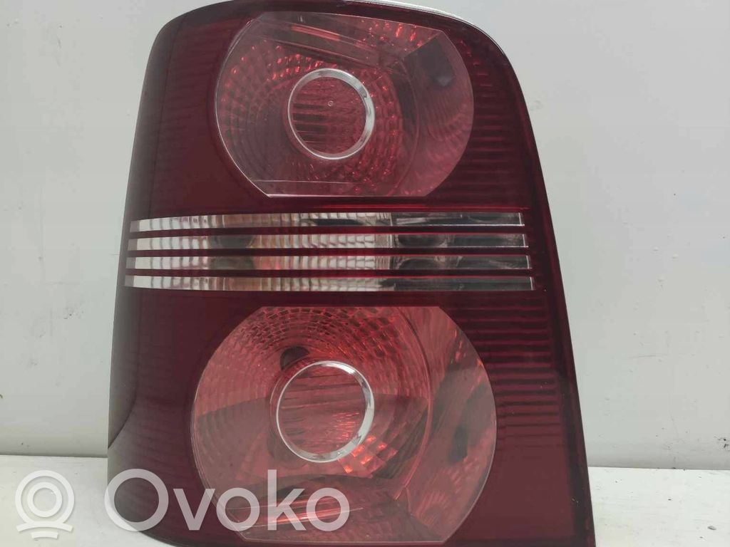 Volkswagen Touran I Galinis žibintas kėbule 