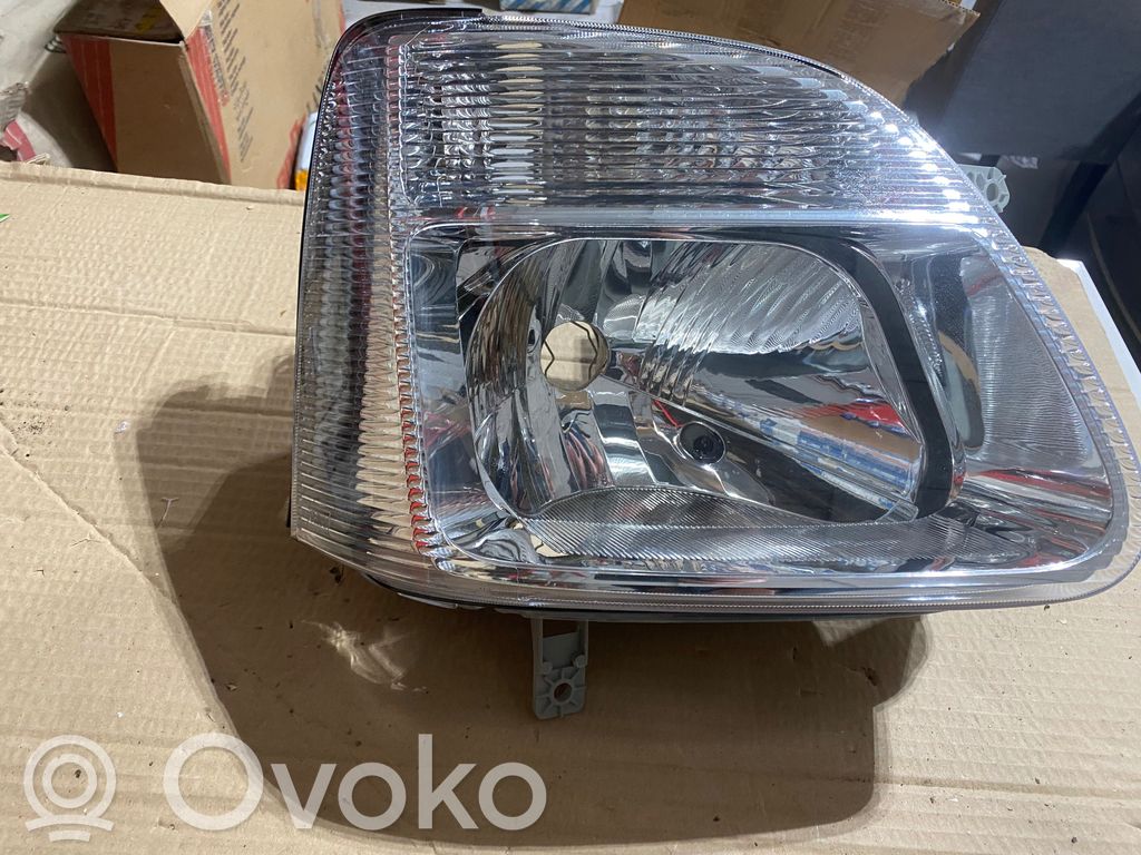 Opel Agila A Lampa przednia 