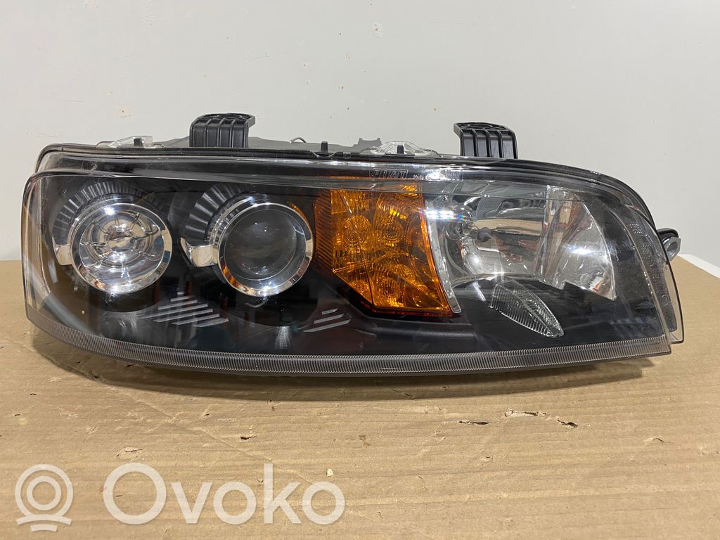 Fiat Punto (188) Far 